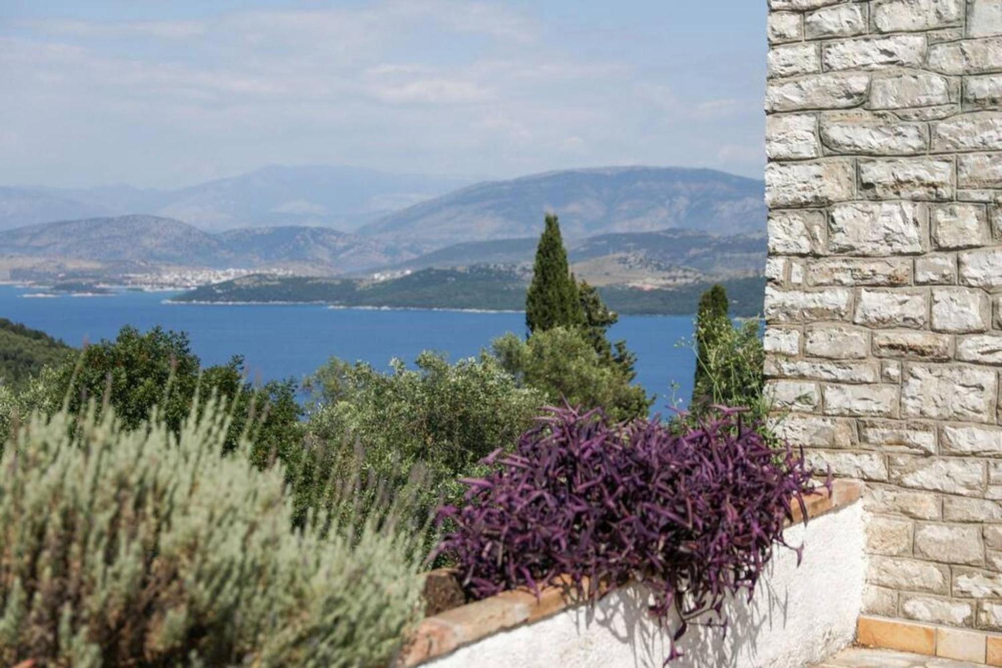 Sinies Stone Cottage - Ne Corfu Agnitsini Bagian luar foto